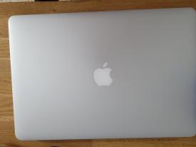 Macbook Pro - i7 